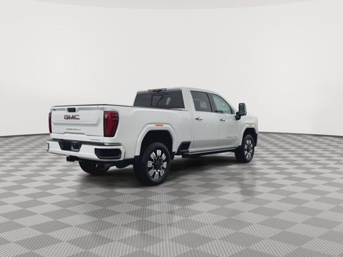 Certified 2025 GMC Sierra 3500 Denali w/ Denali Reserve Package AWD/4WD image 8