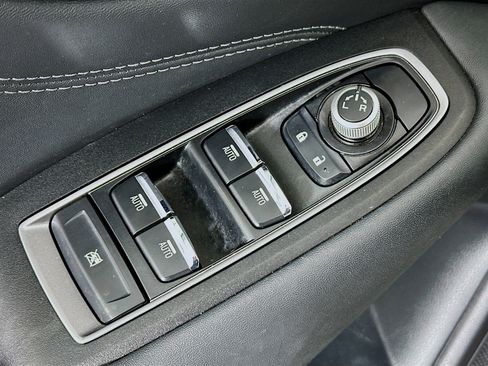 Used 2022 Subaru Outback Limited image 15