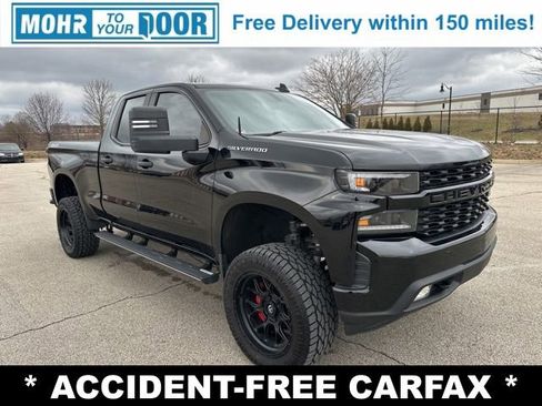 Used 2019 Chevrolet Silverado 1500 Custom w/ Custom Value Package image 3