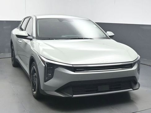 Used 2026 Kia K4 EX FWD image 2