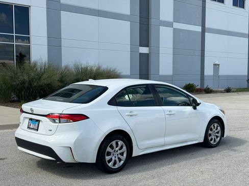 Used 2020 Toyota Corolla LE FWD image 5