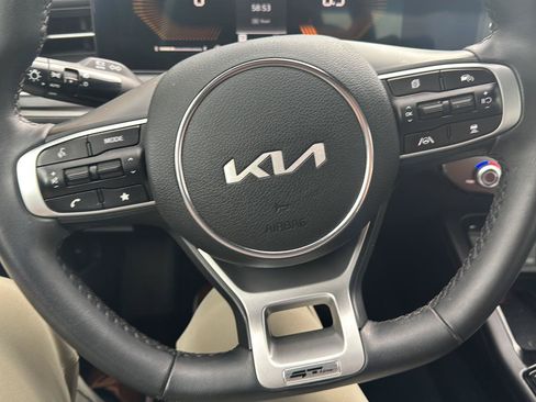 Used 2025 Kia K5 GT-Line w/ GT-Line Premium Package FWD image 12