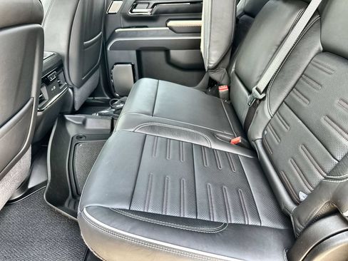 New 2026 GMC Sierra 2500 AT4X w/ LPO, Black Badging Package AWD/4WD image 16