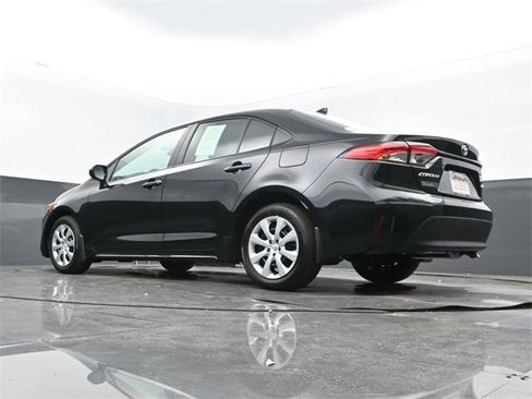 Used 2026 Toyota Corolla LE image 24