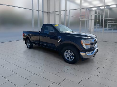Used 2021 Ford F150 XLT image 3