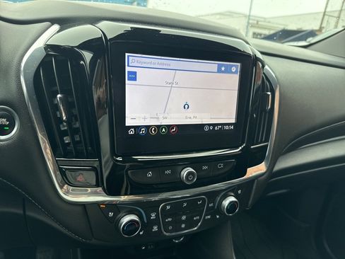 Used 2023 Chevrolet Traverse Premier image 27