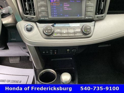 Used 2013 Toyota RAV4 Limited AWD/4WD image 37