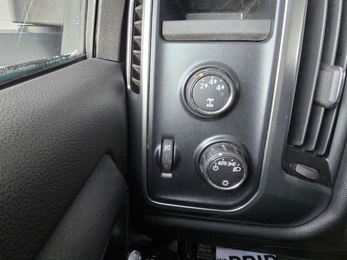 Used 2015 Chevrolet Silverado 2500 LT image 24