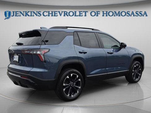 New 2026 Chevrolet Equinox RS w/ Convenience Package III FWD image 5