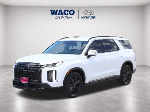 Used 2025 Hyundai Palisade XRT FWD image 3