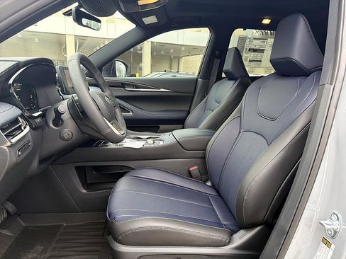 New 2026 INFINITI QX60 Sport image 11