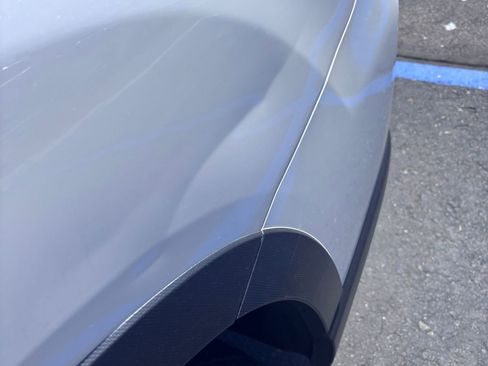 Used 2023 Subaru Forester Limited image 7