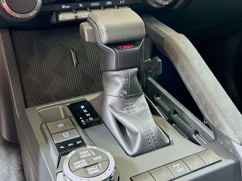 New 2026 Toyota Tacoma TRD Off-Road AWD/4WD image 14