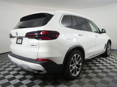 Used 2024 BMW X5 xDrive40i image 3