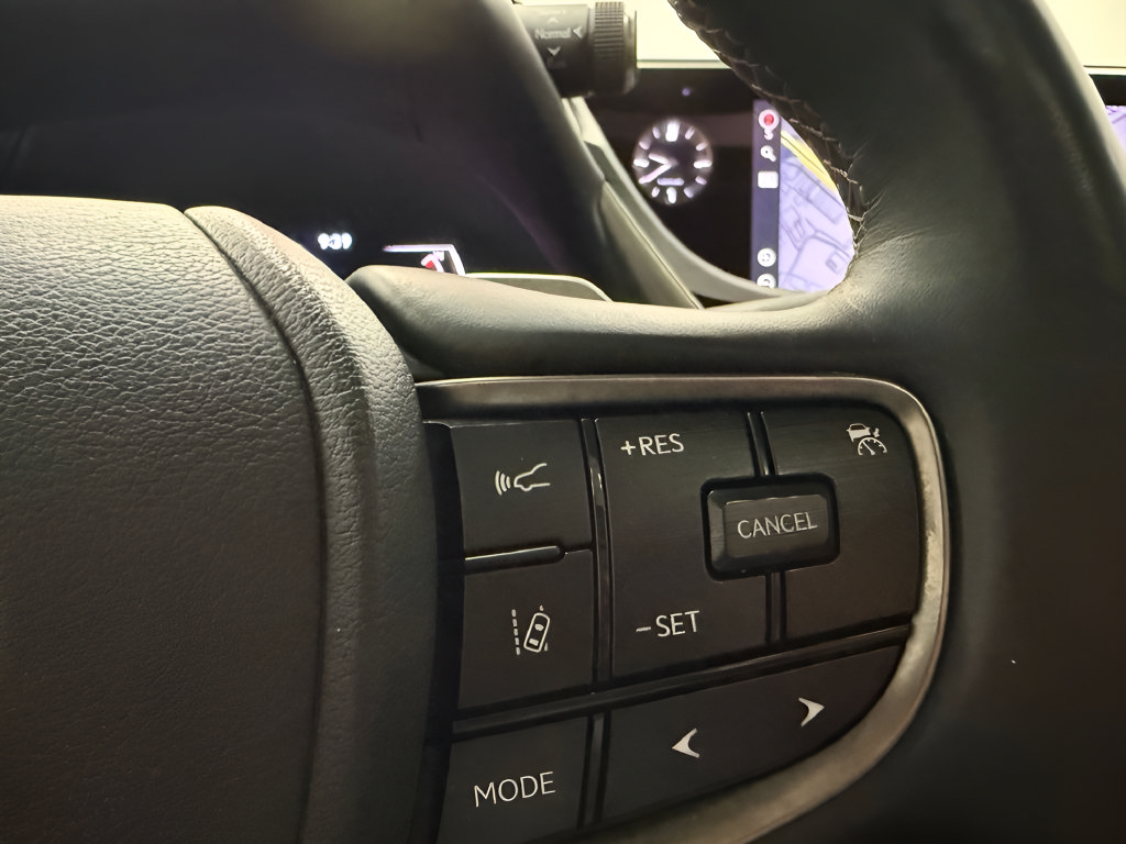 Used 2021 Lexus ES 350 w/ Premium Package FWD image 19