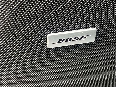 Certified 2025 Chevrolet Suburban Z71 w/ Comfort Package image 8