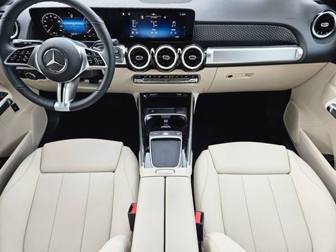 New 2026 Mercedes-Benz GLB 250 4MATIC image 14