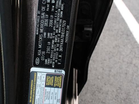 Used 2017 Kia Forte LX FWD image 19