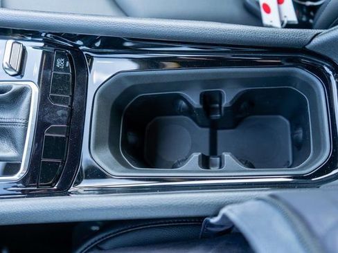 New 2026 Jeep Compass Limited image 28