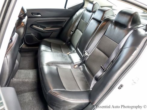 Used 2023 Nissan Altima 2.5 SR AWD/4WD image 11