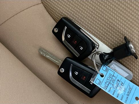 Used 2023 Toyota RAV4 LE FWD image 35