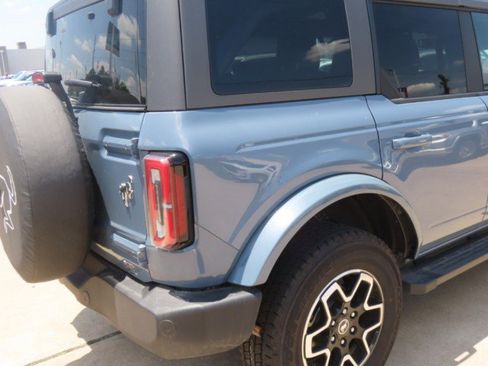 Used 2024 Ford Bronco Outer Banks AWD/4WD image 10