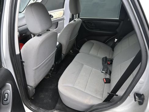 Used 2003 Ford Escape Limited FWD image 25