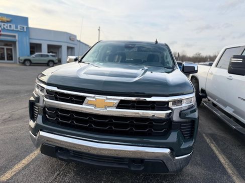 Used 2025 Chevrolet Silverado 1500 LT image 7