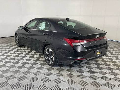 Used 2021 Hyundai Elantra SEL w/ Convenience + Premium Package FWD image 14