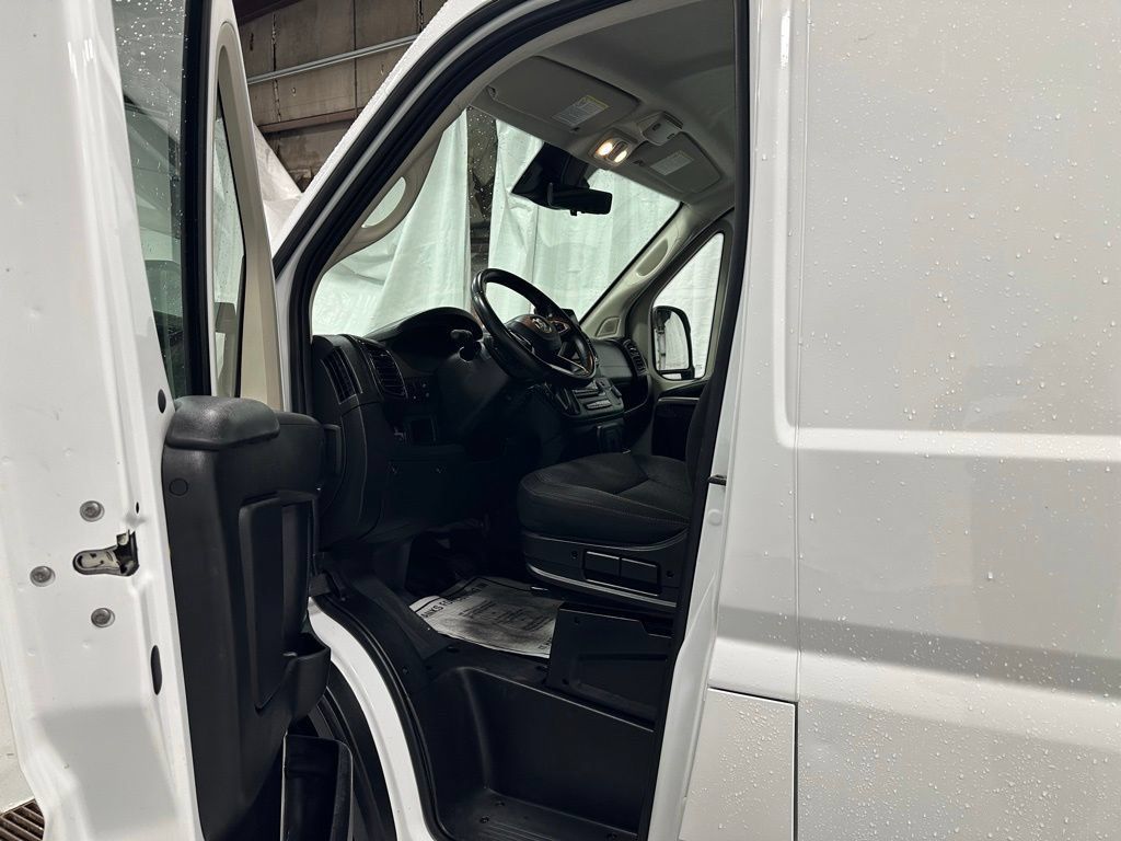 Used 2022 RAM ProMaster 3500 w/ Premium Convenience Group (B) FWD image 10