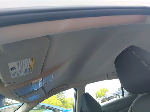 Used 2025 Nissan Altima 2.5 SV FWD image 30