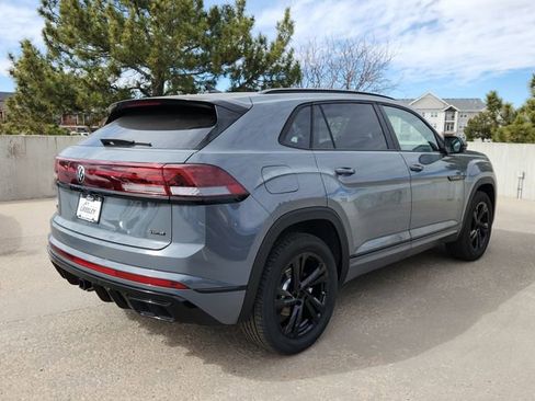New 2026 Volkswagen Atlas Cross Sport SEL R-Line image 3