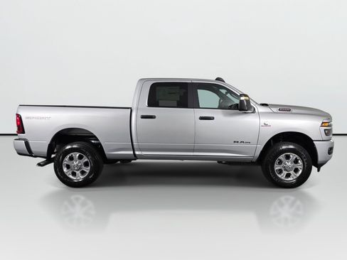 New 2026 RAM 2500 Big Horn AWD/4WD image 3