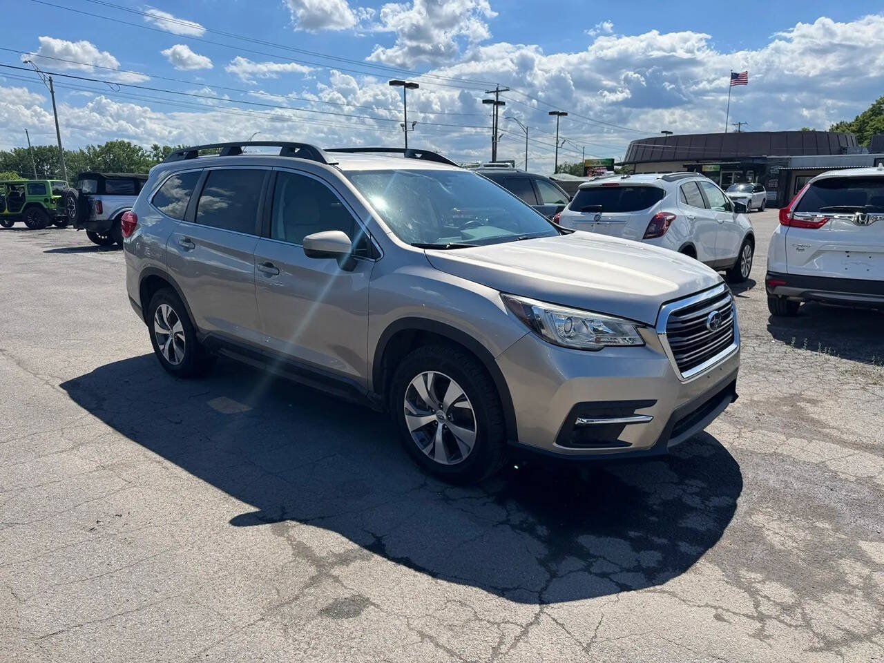 Used 2019 Subaru Ascent Premium AWD/4WD image 4