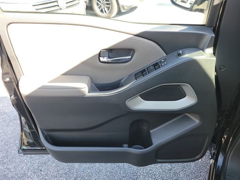 Used 2022 Nissan Frontier SV image 18