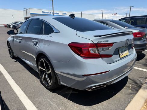 Used 2022 Honda Accord Sport image 3
