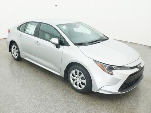 New 2026 Toyota Corolla LE image 13