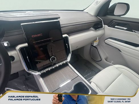 New 2026 GMC Acadia Denali w/ Super Cruise Package FWD image 31