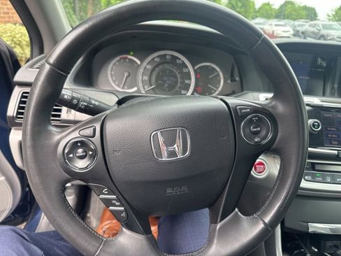 Used 2015 Honda Accord EX-L image 17
