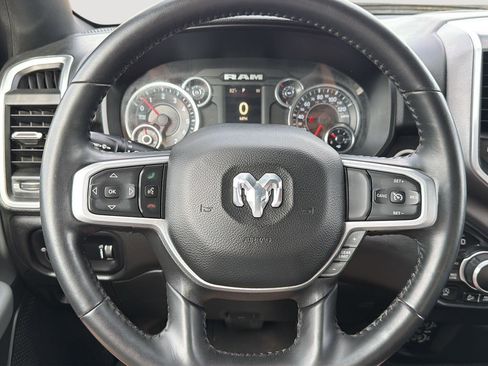 Used 2022 RAM 1500 Big Horn AWD/4WD image 16