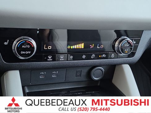 New 2026 Mitsubishi Outlander SE FWD image 19