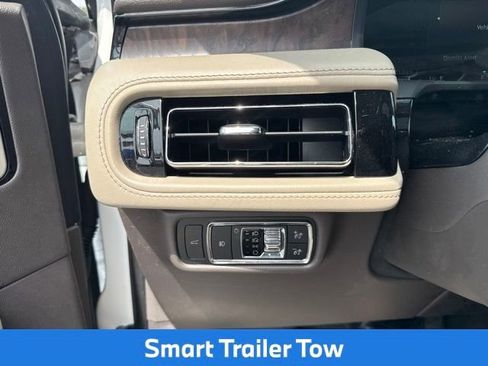 Used 2020 Lincoln Aviator Reserve w/ Equipment Group 202A AWD/4WD image 27