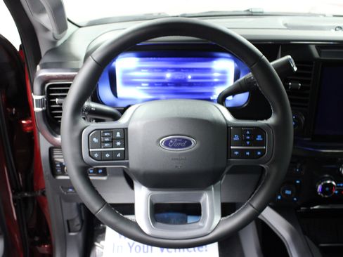 New 2026 Ford F250 Lariat w/ Black Appearance Package AWD/4WD image 17