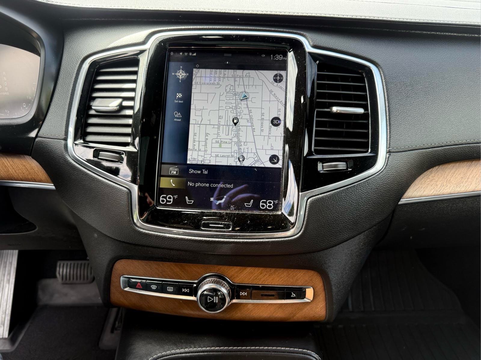 Used 2018 Volvo XC90 T8 Inscription w/ Luxury Package AWD/4WD image 22
