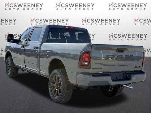 New 2026 RAM 2500 Big Horn AWD/4WD image 4