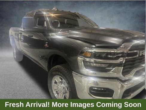 Used 2026 RAM 2500 Tradesman w/ Chrome Appearance Group AWD/4WD image 1