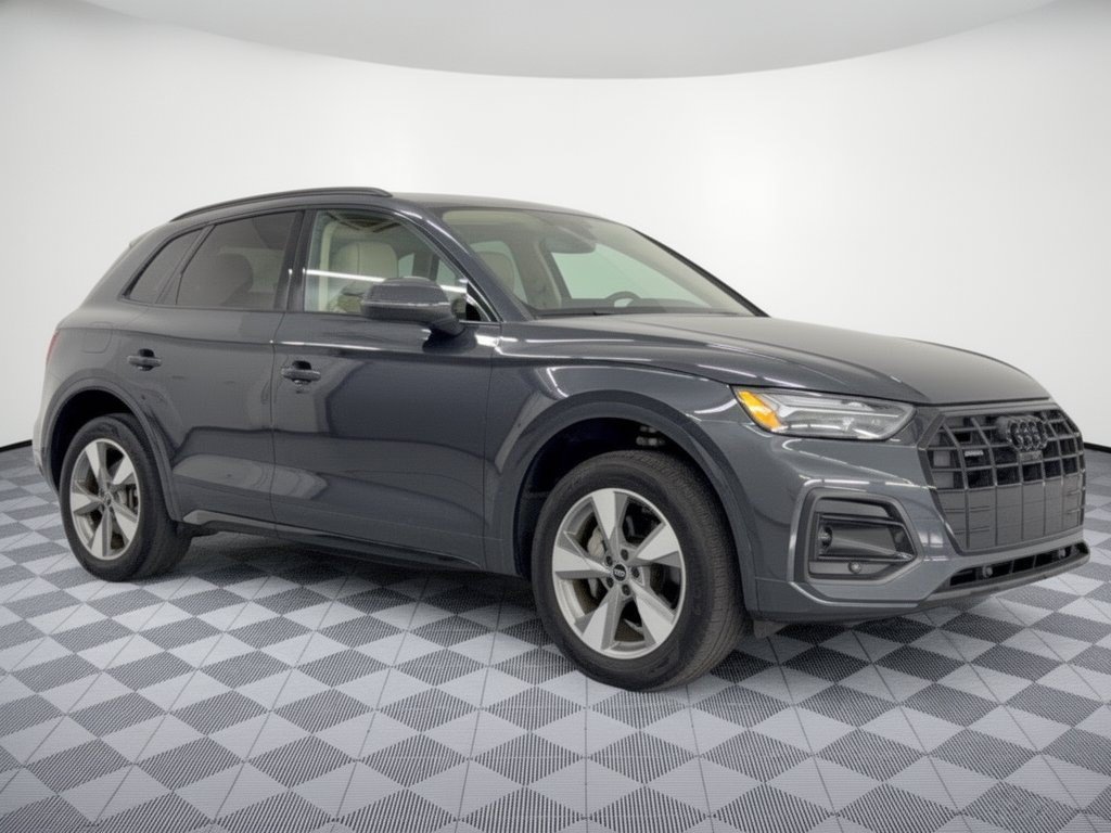 Used 2024 Audi Q5 2.0T Premium Plus w/ Premium Plus Package AWD/4WD image 7