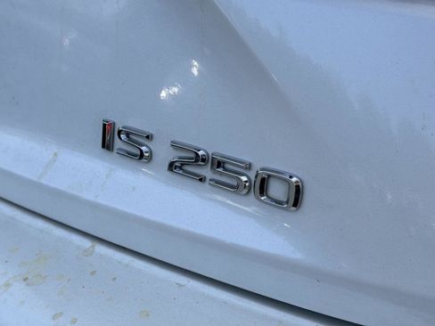 Used 2015 Lexus IS 250 image 10