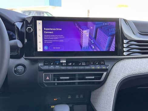 New 2026 Toyota Camry XLE image 32