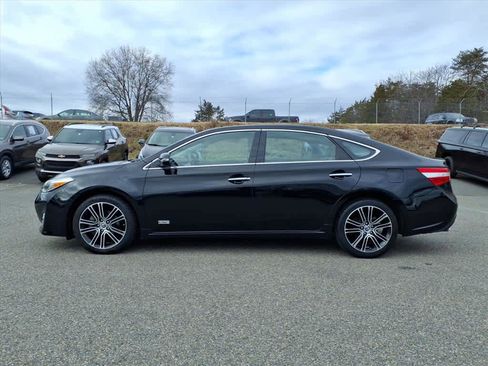 Used 2015 Toyota Avalon XLE Touring Sport Edition image 2